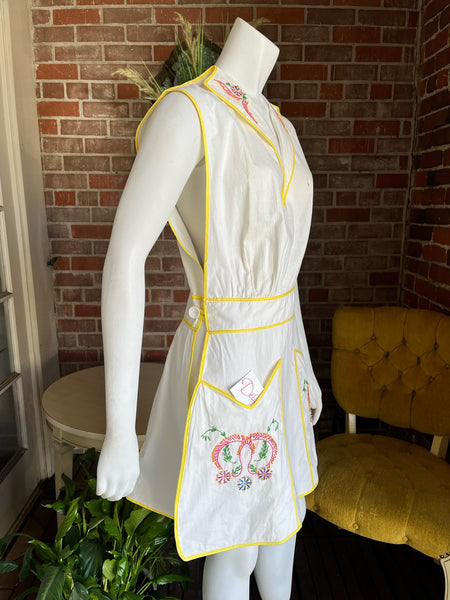 1940s Pinafore Apron