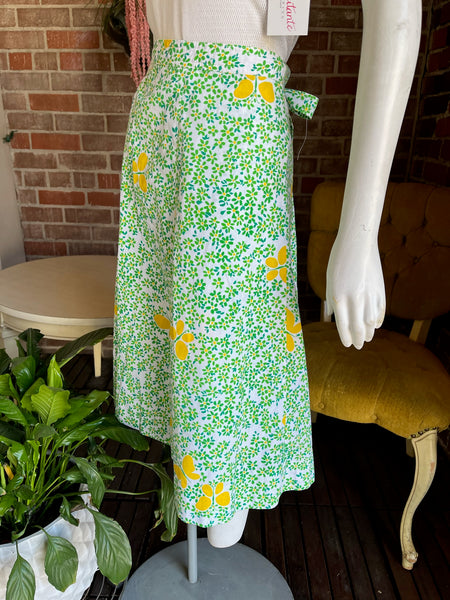 1960s Green Daisy Wrap Skirt