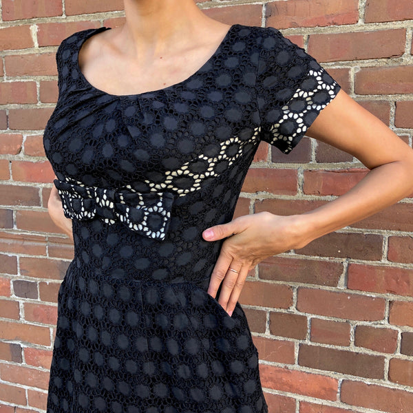 1950s Eyelet Wiggle Dress VLV