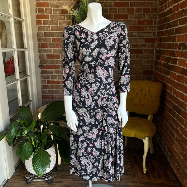 1940s Black and Pink Garden and Cranes Dress