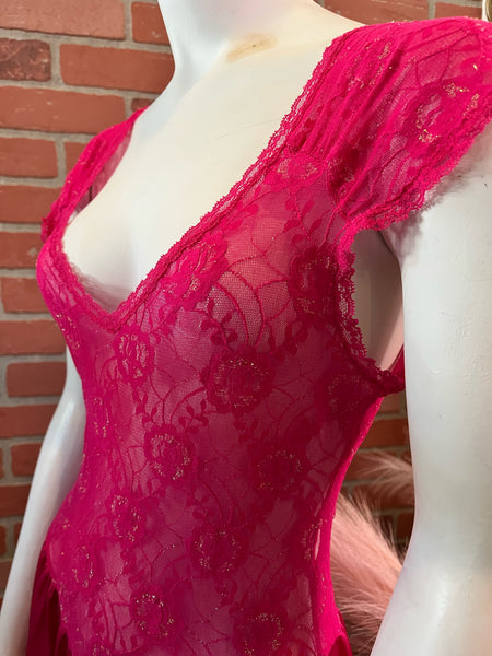 1980s Shocking Pink Lace Nightgown