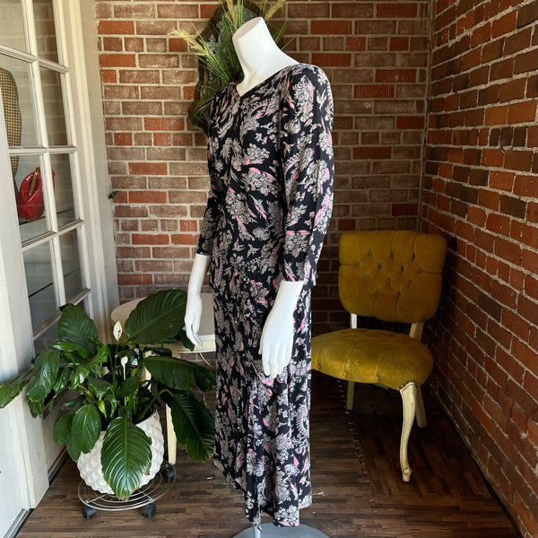 1940s Black and Pink Garden and Cranes Dress