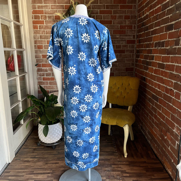 1970s Blue and White Caftan