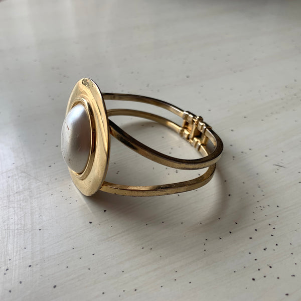 1990s Pearl Clamp Bangle