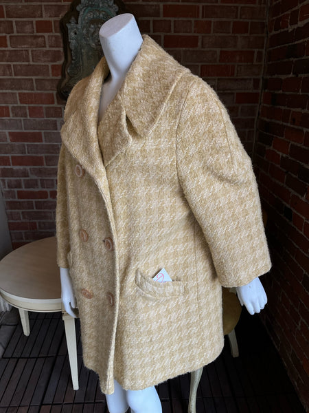 1960s Wool Boucle Maiz Coat