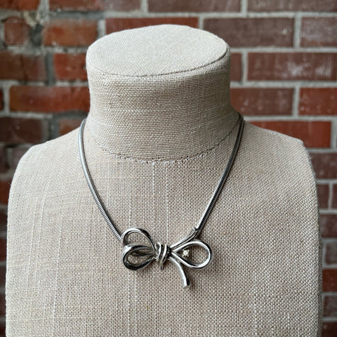 1960s Silver Bow Necklace Trifari