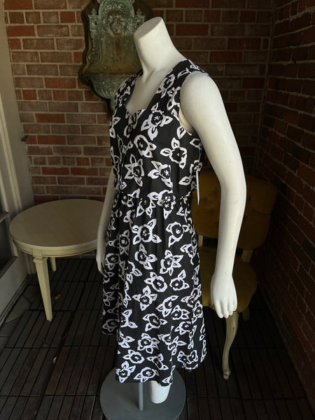 1980s Black Floral Crisp Cotton Dress