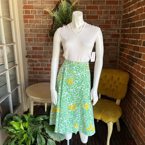 1960s Green Daisy Wrap Skirt