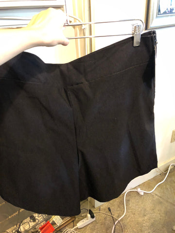 amoureux vintage black shorts