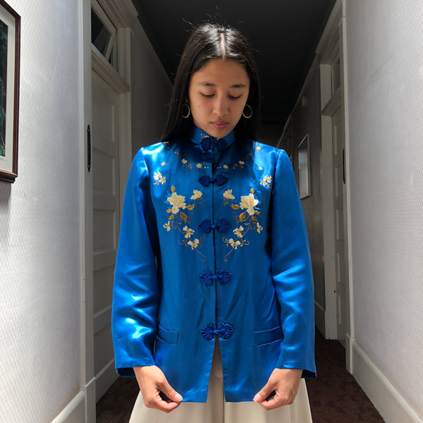 Vintage 1950s sapphire chinese silk jacket