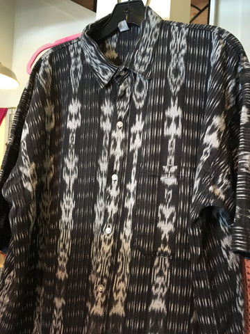 Men’s Wood Grain Shirt