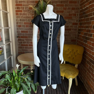 1950s Black Gingham Trim Dress