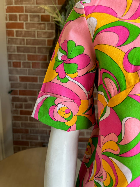 1960s Pink Psychedelic Deadstock Blouse