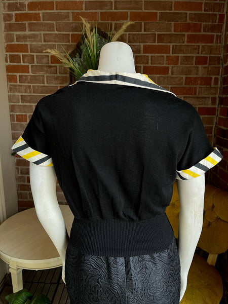 1950s Cropped Black and Yellow Top