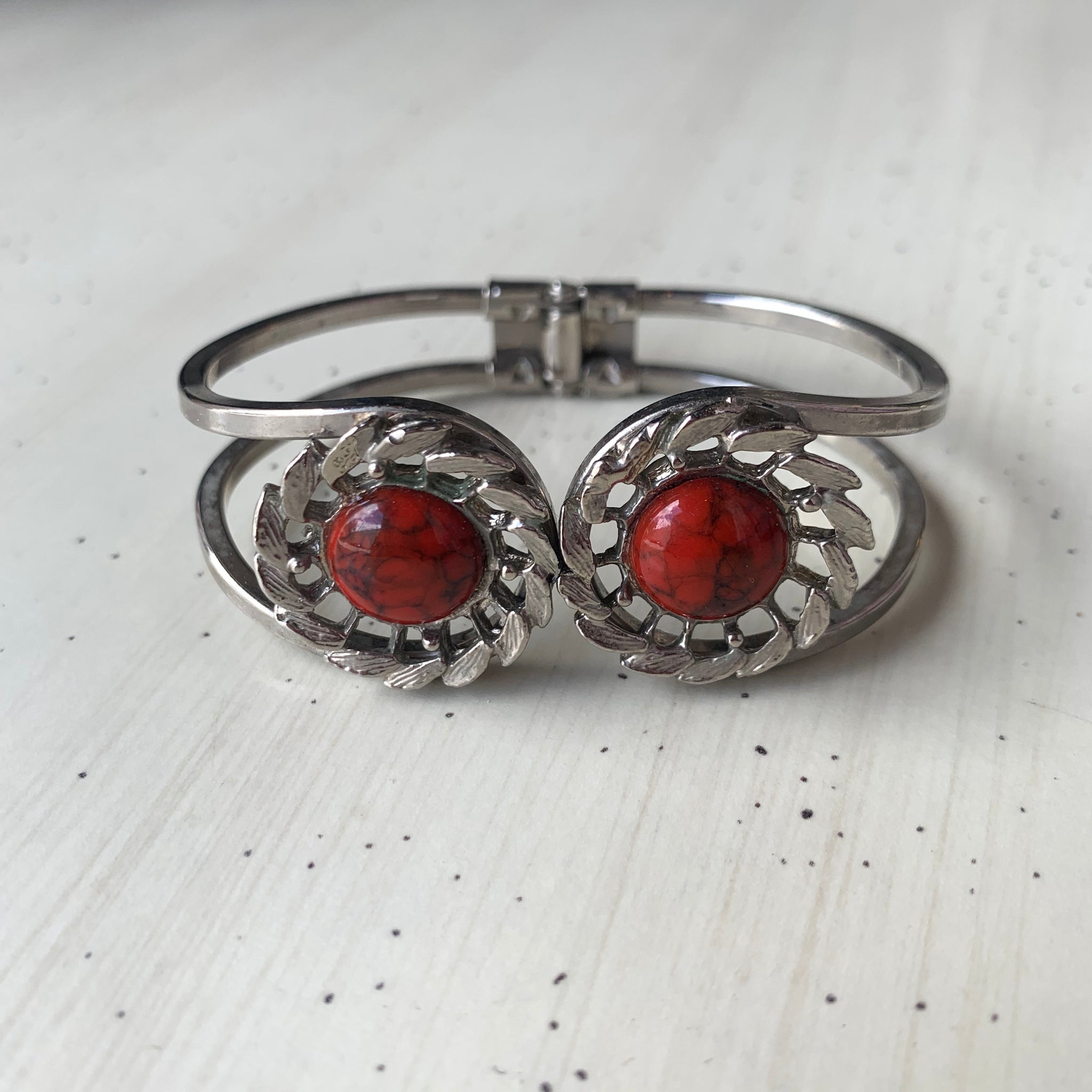 1970s Red Cabochon Clamp Bangle